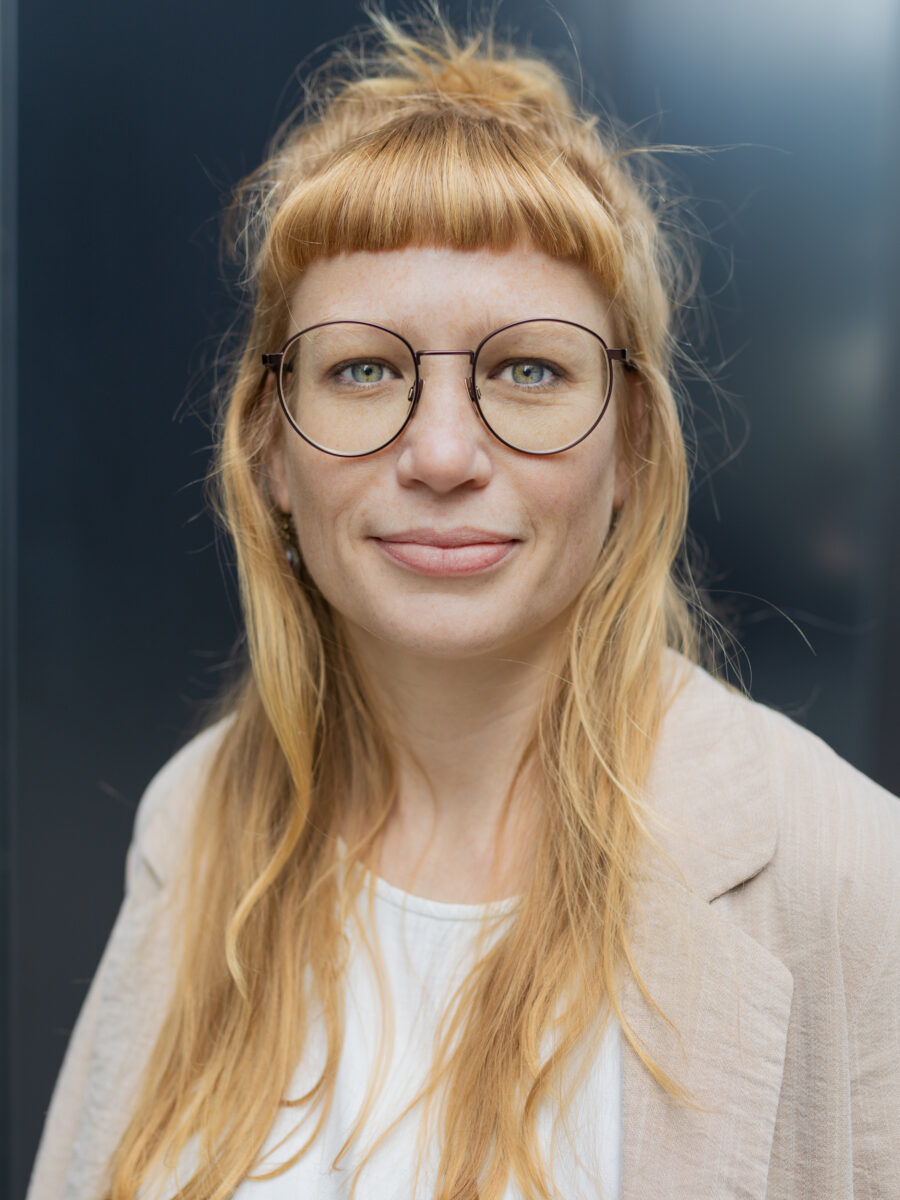 Porträt Lisa Schrammel